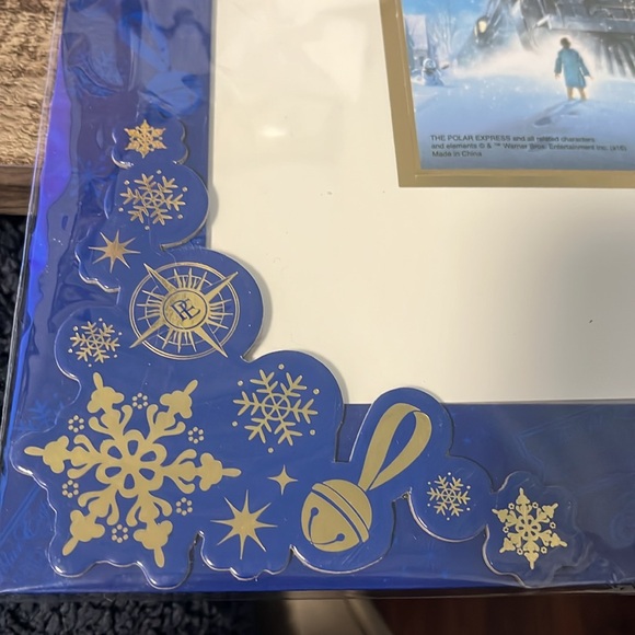 Polar Express bundle with Frame 🖼️ 🔔 🚂 - Picture 4 of 12